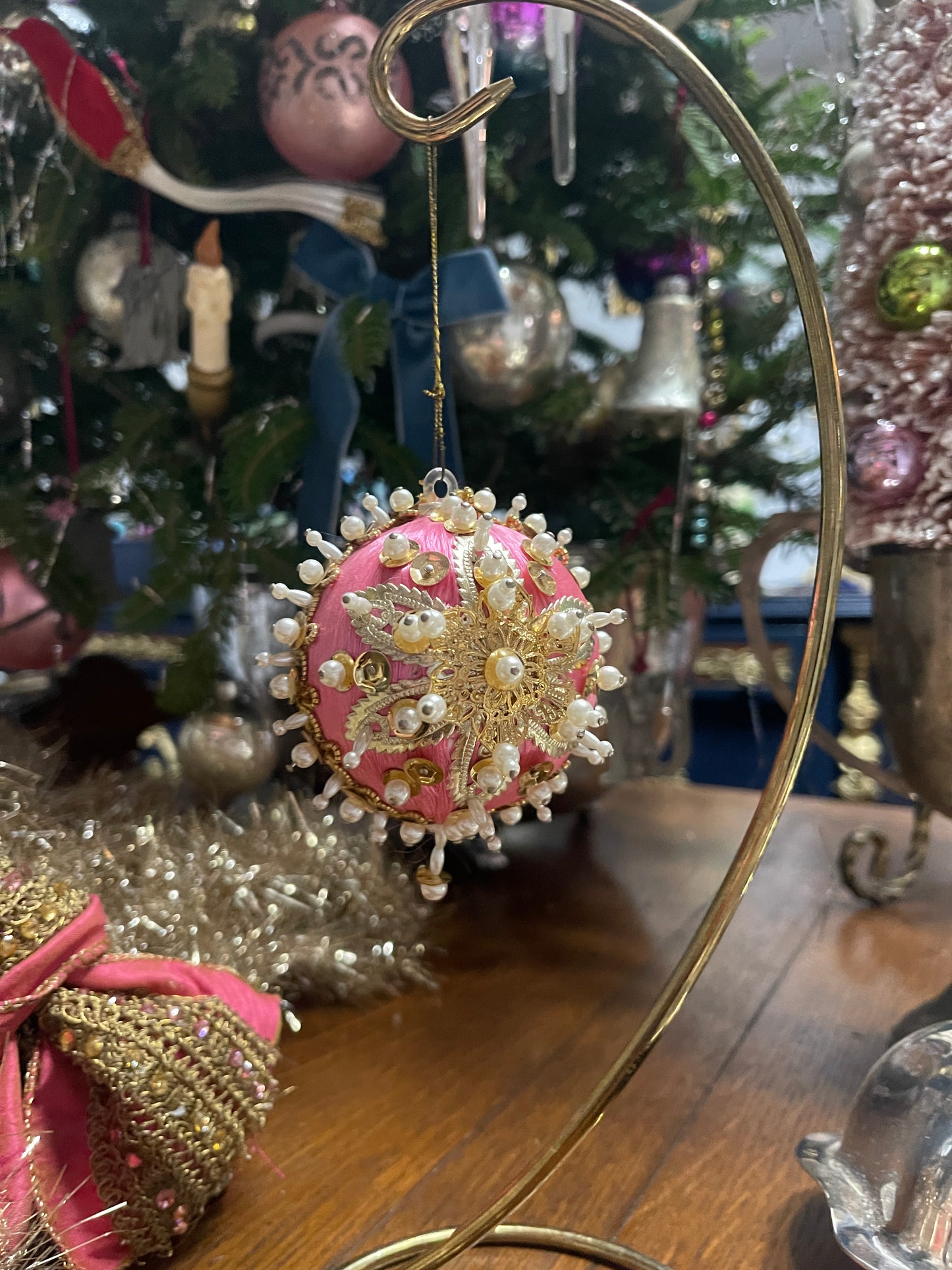 Vintage Pink and ‘Pearl’ Push Pin Ornament