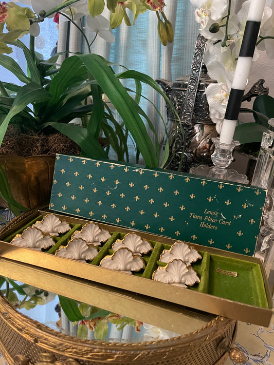 Lenox “Tiara” 24K Gold Place Card Holders – Set of 8 in Original Box