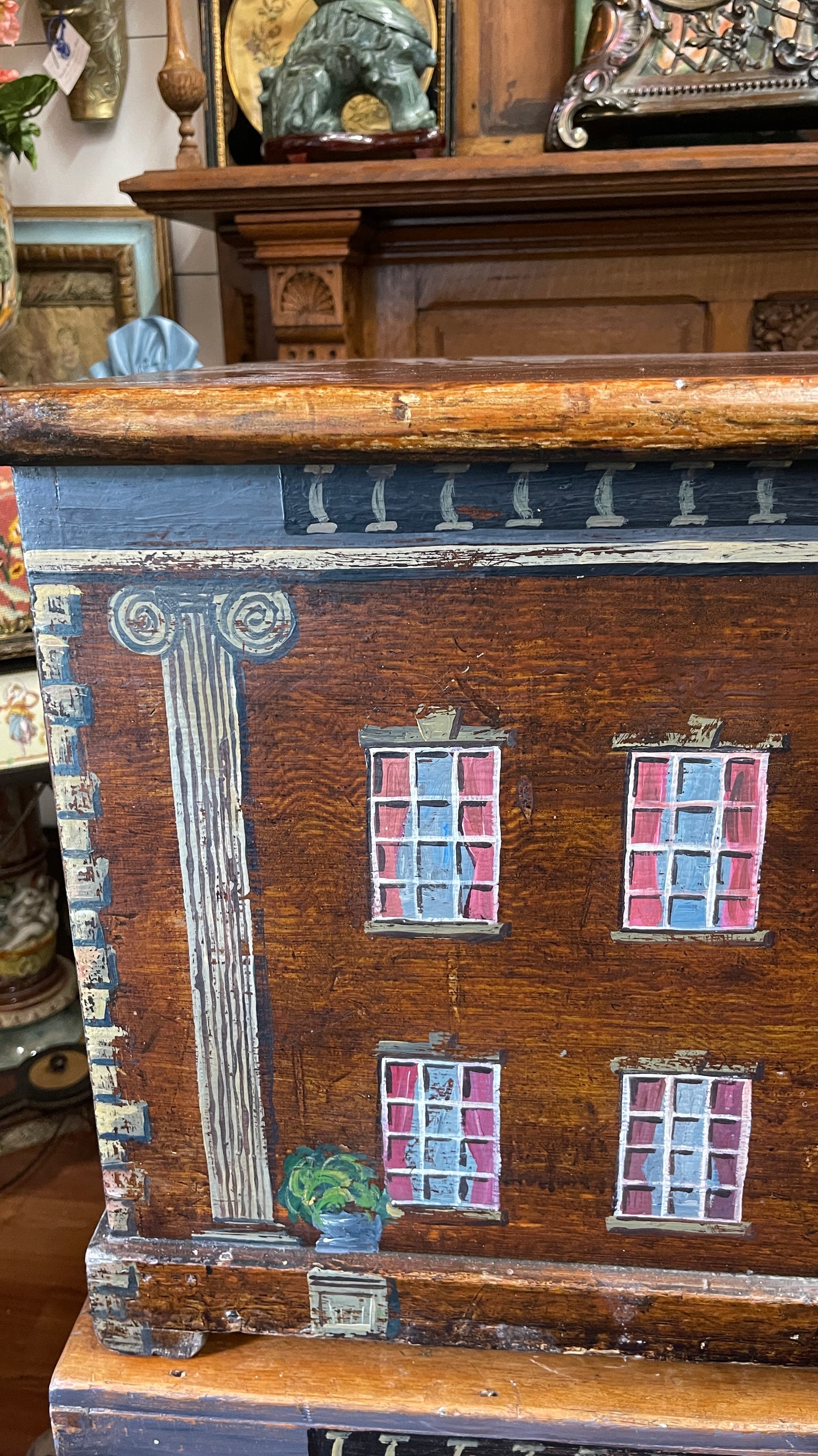English House Blanket/Storage Box – Grand Georgian Manor, Pink Drapes, Four Plants in Urns