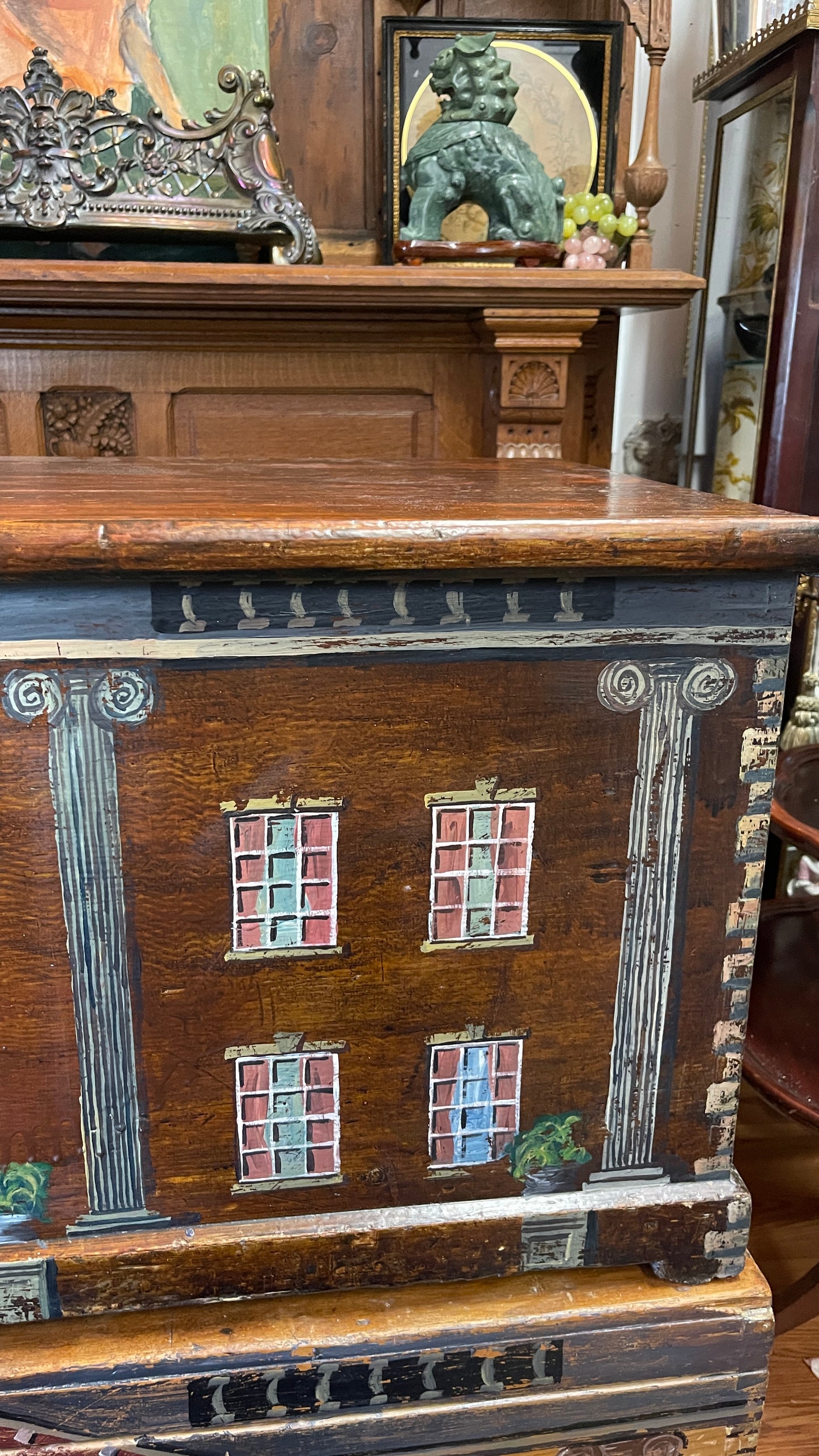 English House Blanket/Storage Box – Grand Georgian Manor, Pink Drapes, Four Plants in Urns