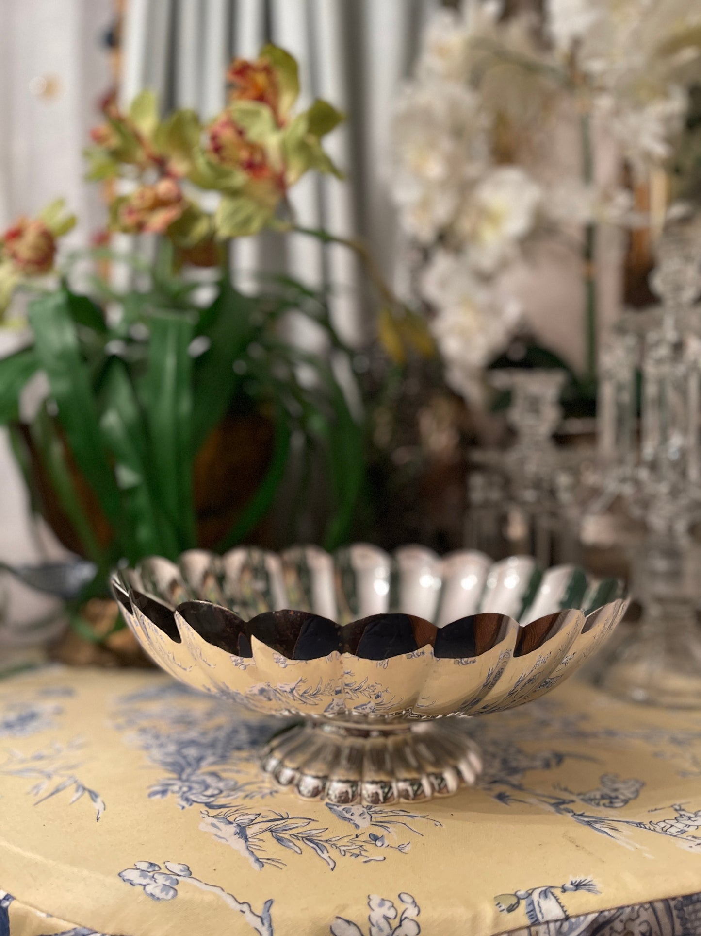 Reed and Barton Silver Plate Scalloped Pedestal Bowl, Vintage