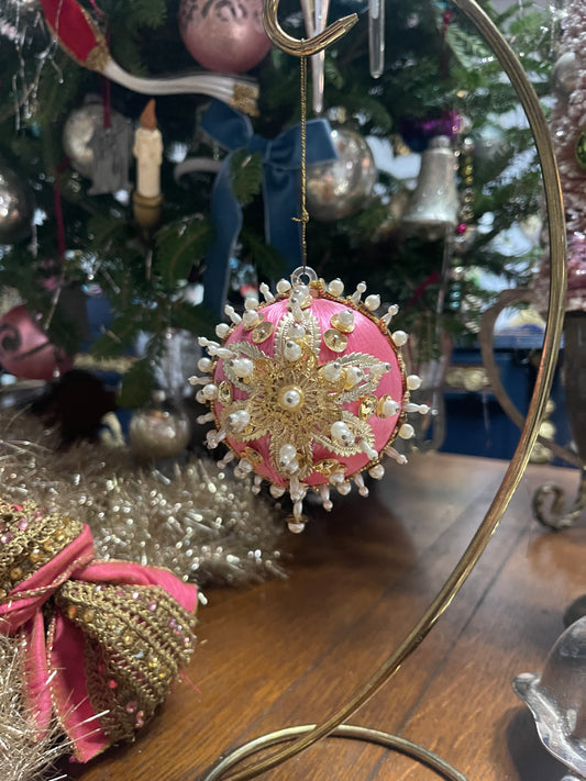 Vintage Pink and ‘Pearl’ Push Pin Ornament