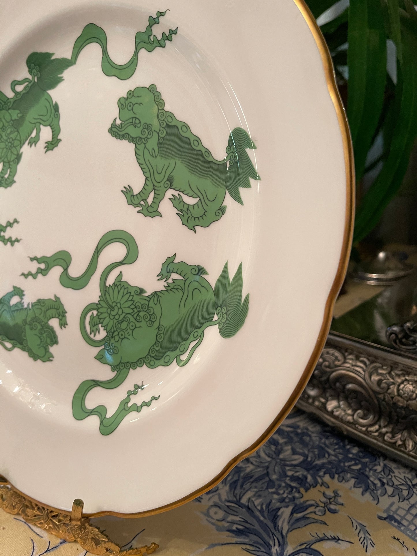 Rare Wedgwood Chinese Lions Plate, Green Foo Dogs, Gold Rim, Bone China