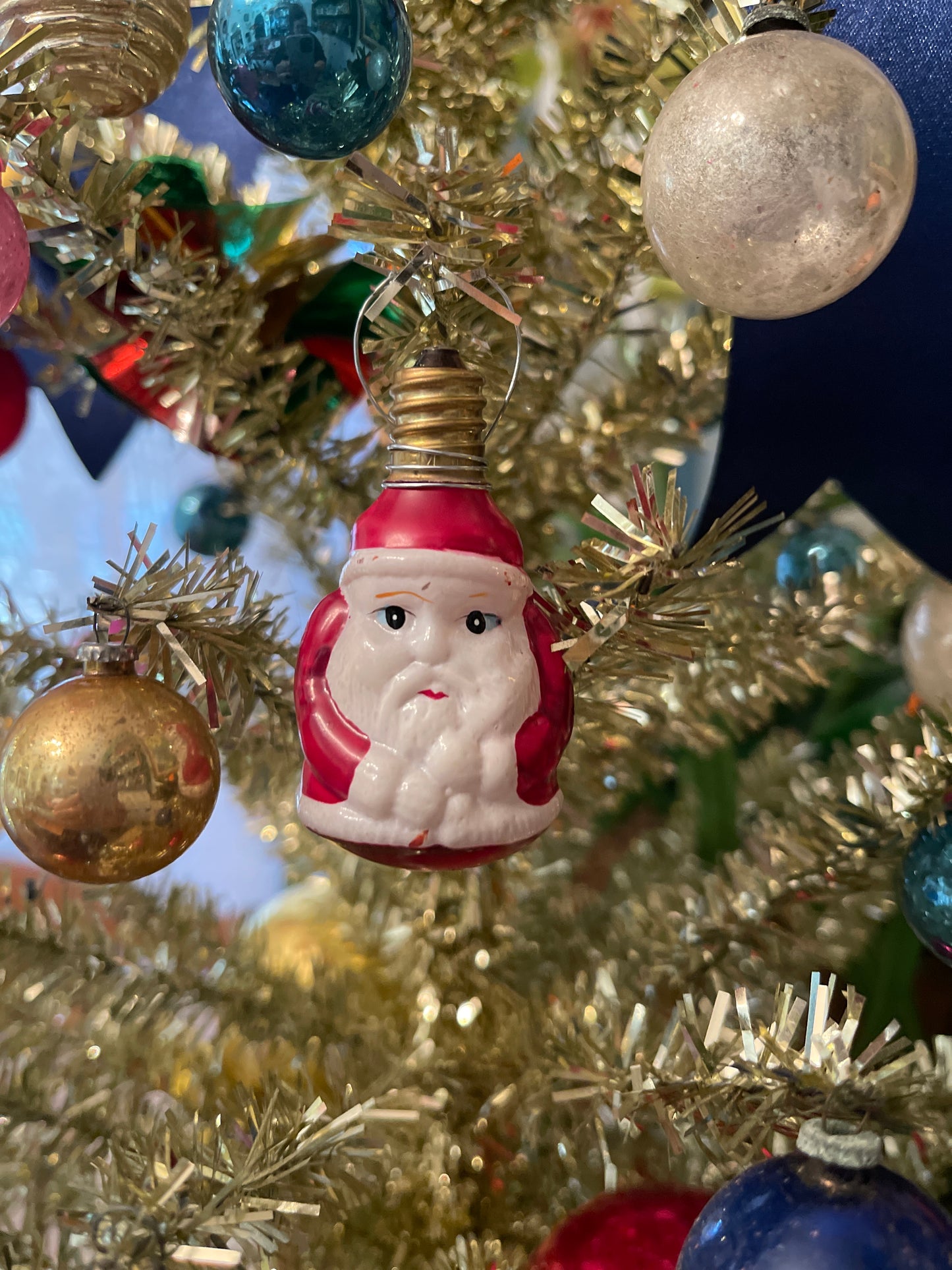 Blue Eyed Santa Claus Figural Milk Glass Bulb