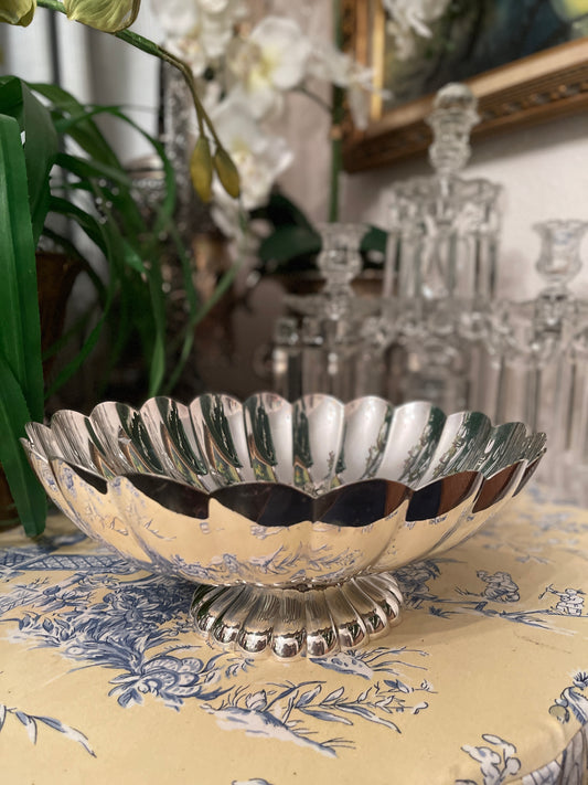 Reed and Barton Silver Plate Scalloped Pedestal Bowl, Vintage