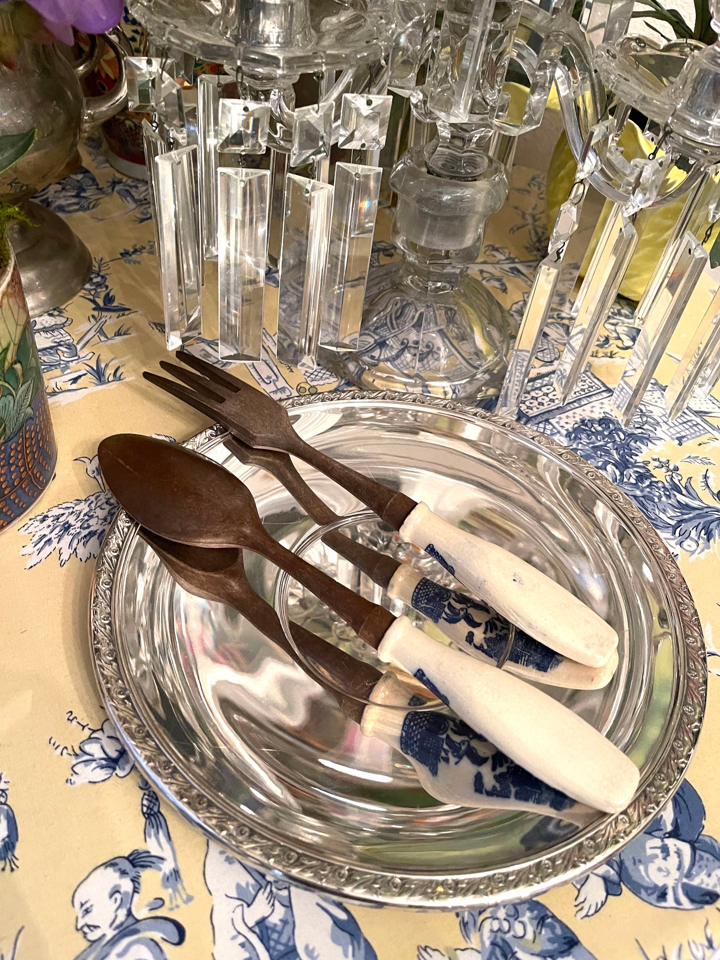 Vintage Blue Willow Salad Server Set, Wood and Porcelain