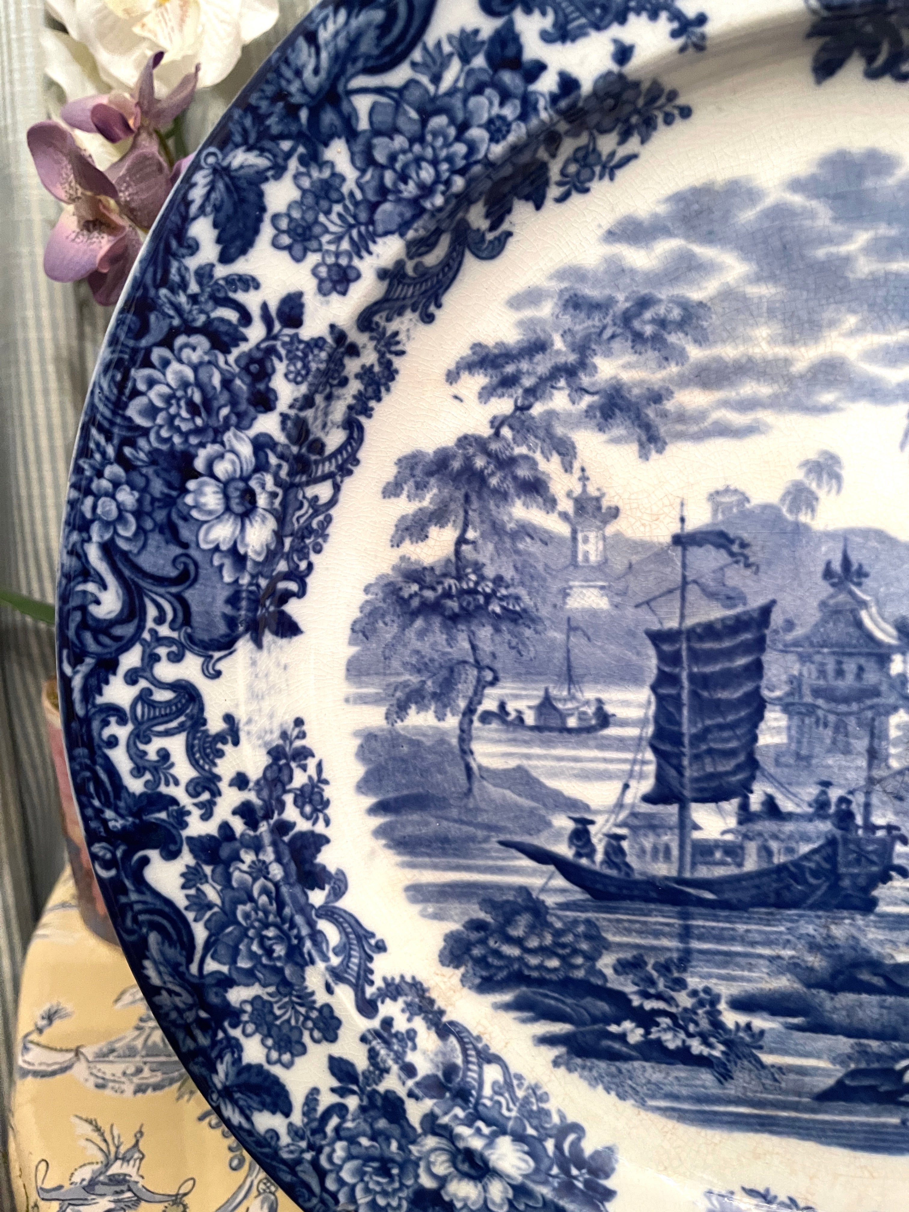 Wedgwood plates outlet blue and white