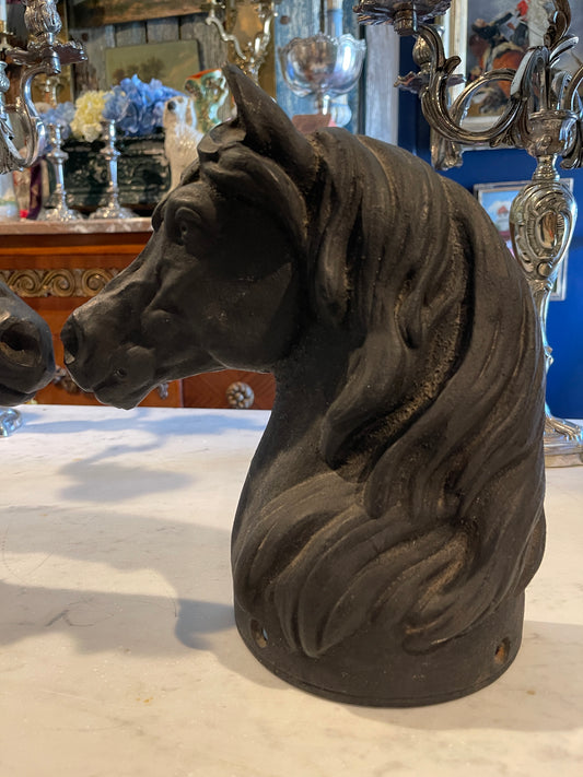 Cast Iron Horse Head – Left Facing | Round Top Find