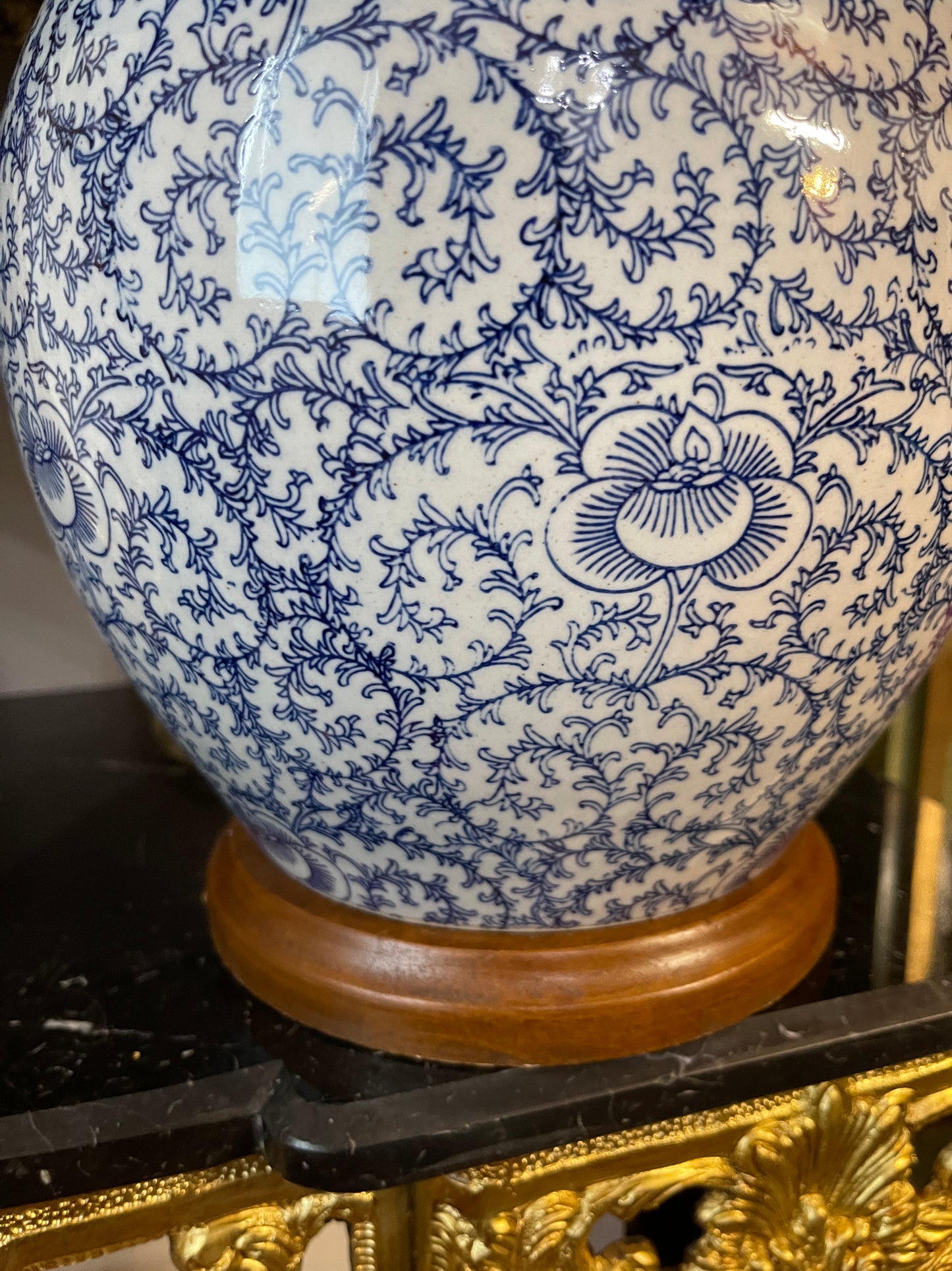 Lauren Ralph Lauren Blue & White Ginger Jar Table Lamp •Chinoiserie Style • Hollywood Regency Influence • Collected Home Lighting