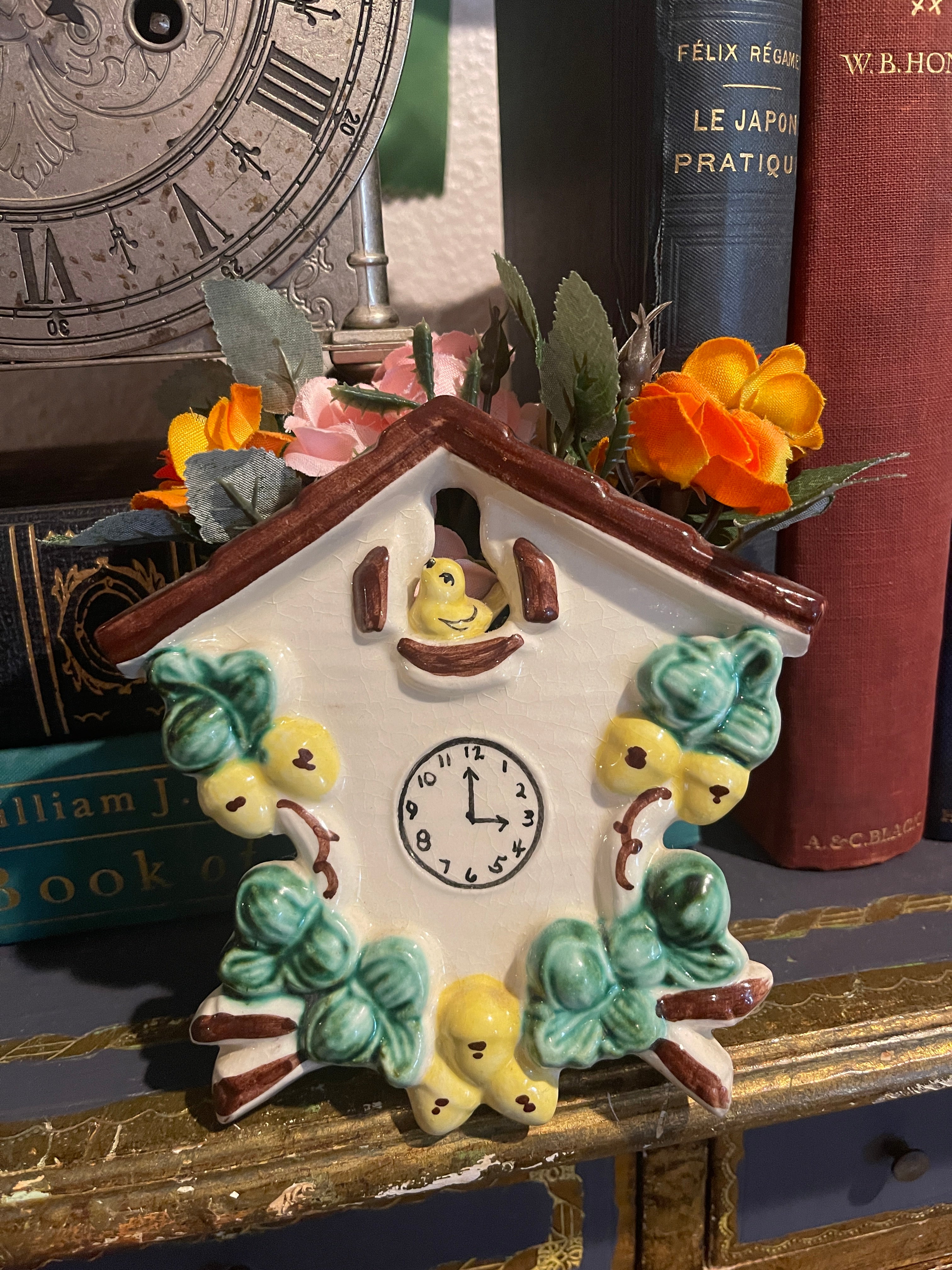 Vintage selling Cukoo Clock