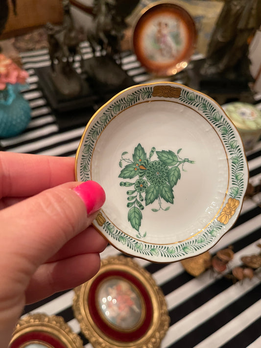 Herend Chinese Bouquet Green Mini Scalloped Dish