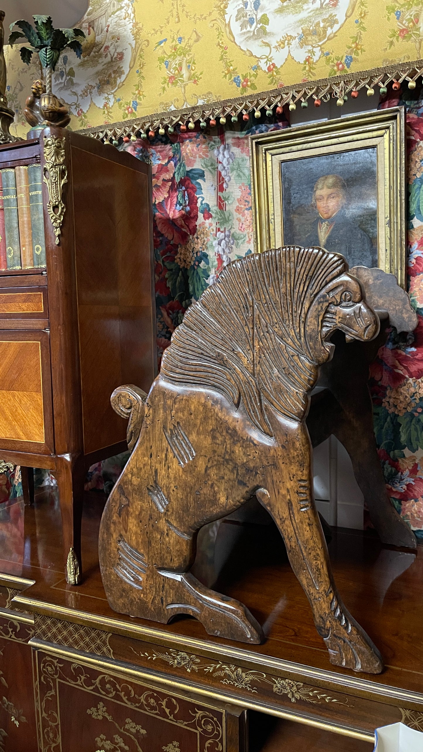 Vintage English Chinoiserie Library Steps with Hand-Carved Guardian Lions