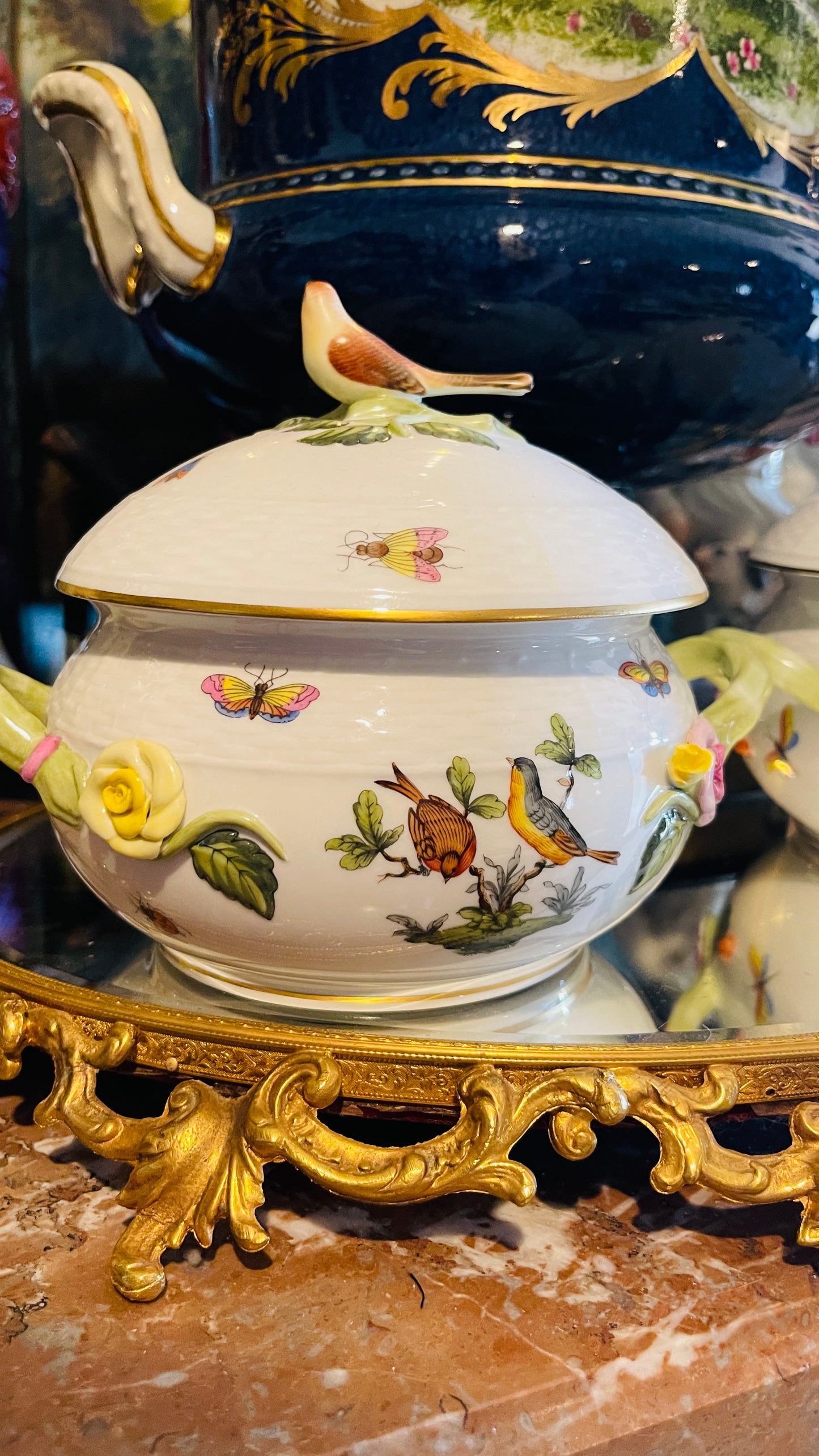 Herend Rothschild Bird Covered Bean Pot – Mixed Scene (Necklace & Woodland)