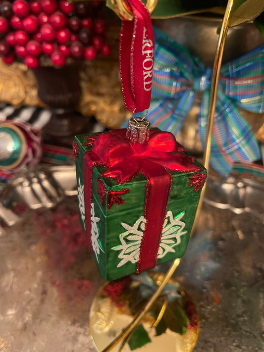 Vintage Waterford Holiday Holiday Heirlooms Snowflake Christmas Ornament, Green