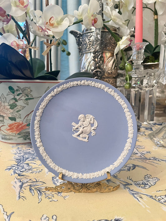 Vintage Wedgwood Cherub Plate, White in Blue