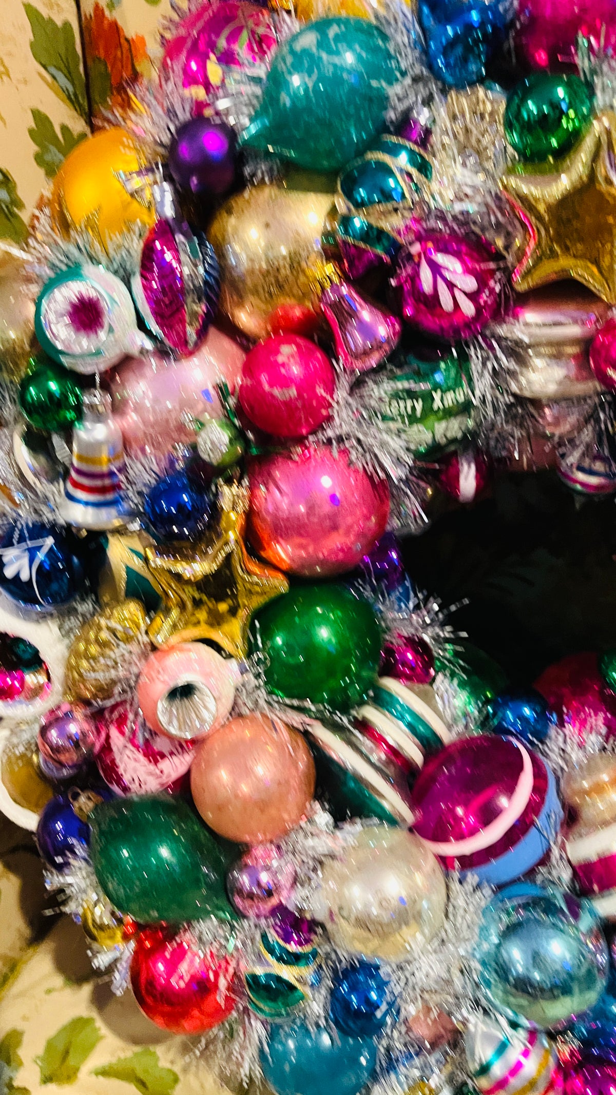 Christmas, Collected — Vintage Ornament & Tinsel Wreath with Bow | 18” Diameter