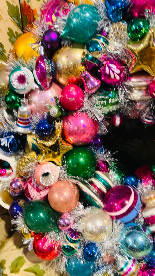 Christmas, Collected — Vintage Ornament & Tinsel Wreath with Bow | 18” Diameter