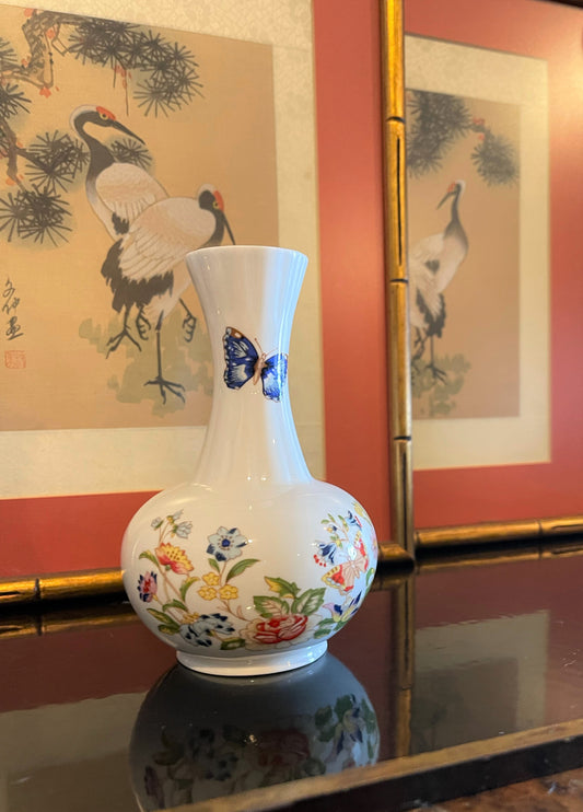 Aynsley Cottage Garden Bud Vase, Bone China, Made in England, Vintage