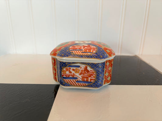 Imari Style Lidded Dish/Trinket Box