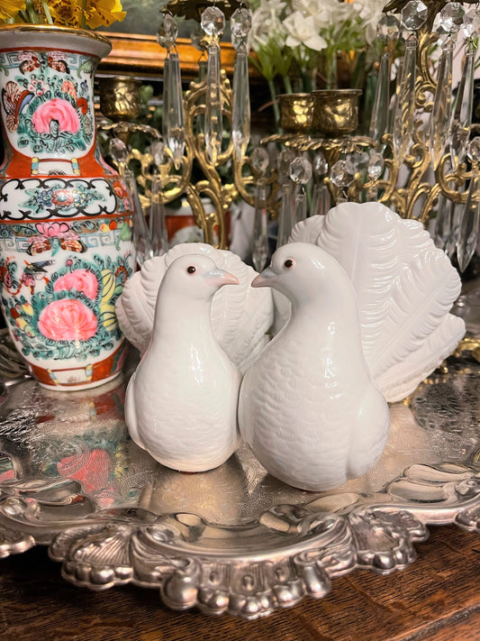 Lladro Coupling Doves, Vintage, Made in Spain