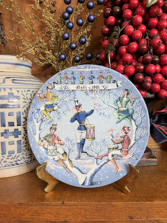 Vintage Haviland Limoges Twelve Drummers Drumming Plate, Blue and White, 12 Days of Christmas