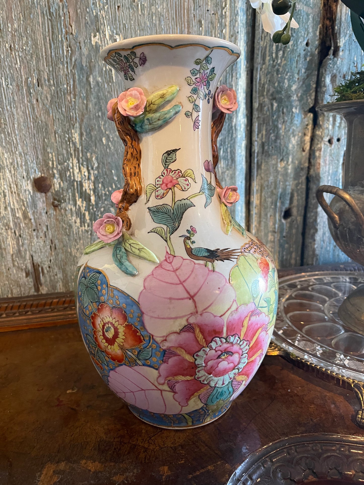 Large 20th Century Hua Ping Tang Zhi Enameled Chinoiserie Tobacco Leaf Vase with Attached Flowers and Raised Branches with Leaves
