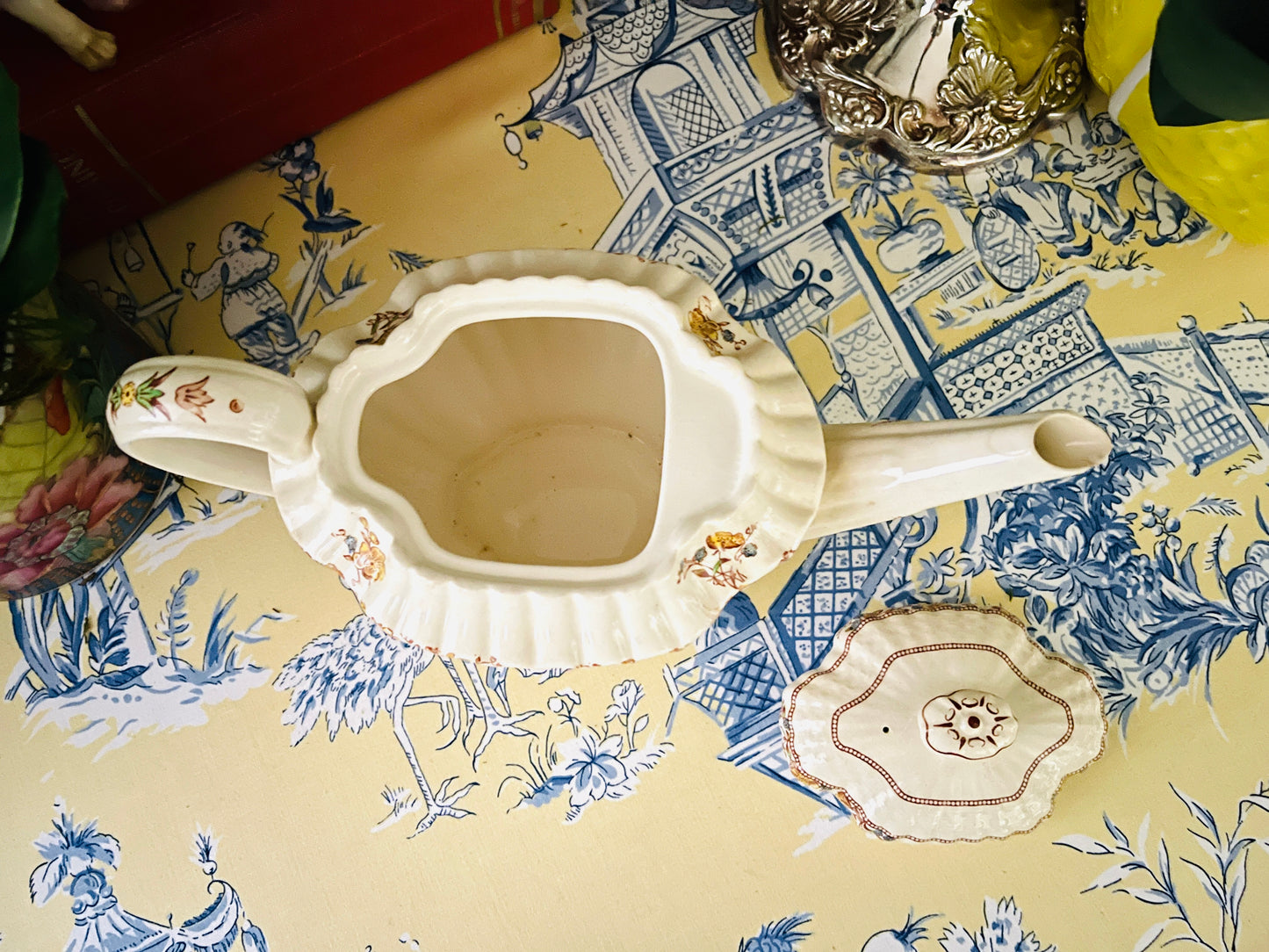 Copeland Spode Buttercup Teapot
